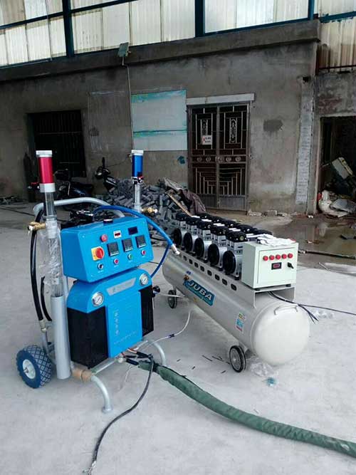 地埋管道內(nèi)外壁怎么防腐 聚脲噴涂機(jī)施工有什么(圖1) 地埋管道內(nèi)外壁防腐施工噴涂機(jī)設(shè)備